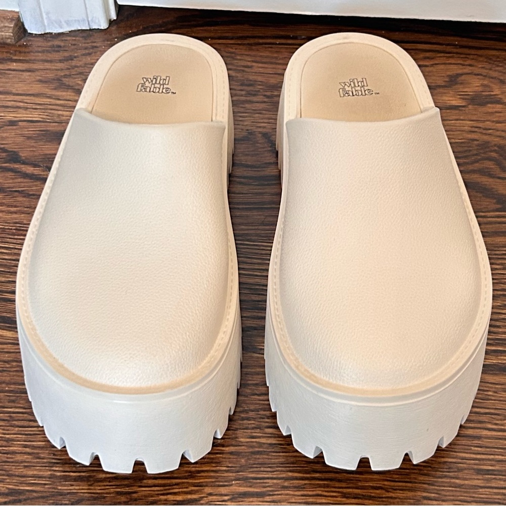 Target Wild Fable Brooke Clogs 6.5